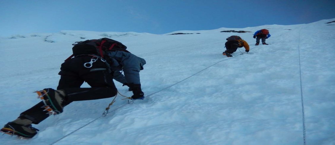 island peak climbing.jpg
